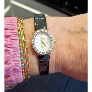 Jules Jurgensen Diamond Ladies Watch 4 Bands New Battery Style 377 MOP 20X17mm